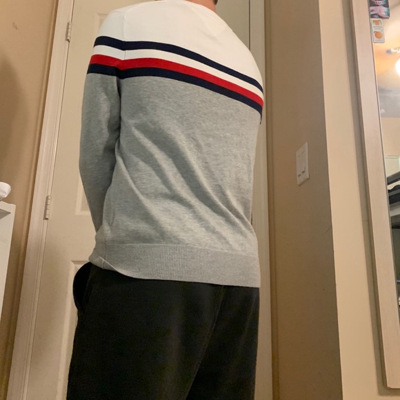 tommy hilfiger wool sweater - Picture 2 of 2